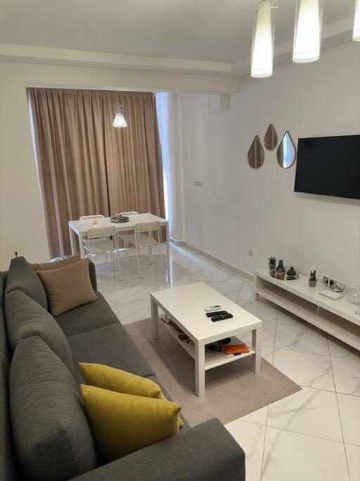 Appartement Center De Gueliz Avec Piscine 마라케시 외부 사진